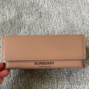 Burberry Sunglasses case